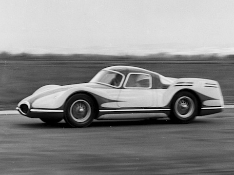 Fiat Turbina im Jahre 1954 in rasender Fahrt