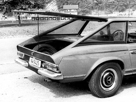 Modifizierter Mercedes Benz 230 SL von 1971 mit Heckklappe