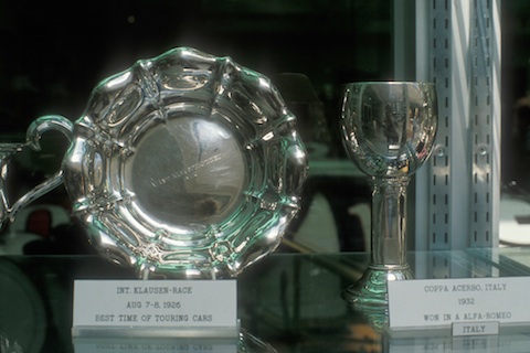 Trophäe vom Klausenrennen 1962 für die schnellste Zeit bei den Tourenwagen - Rudolf Caracciola