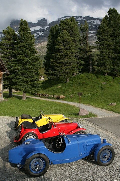 Riley Special von 1933, MG TC von 1947 und 1948 - Treffen in Blau-Gelb-Rot in der Engstlenalp
