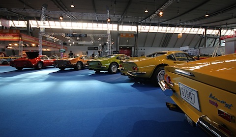 Präsentation der Dino-Ahnengalerie an der Retro Classics Stuttgart 2011