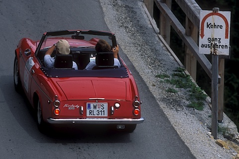 Datsun Fairlady Sports 2000 von 1968 an der Ennstal Classic