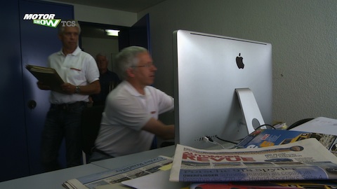 Zwischengas am Fernsehen in der TCS Motorshow auf SF2