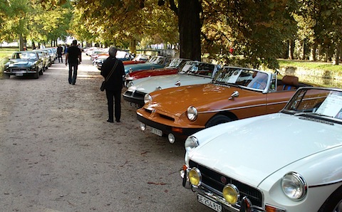 Artikelbild 50 Jahre MG B am British Car Meeting in Morges