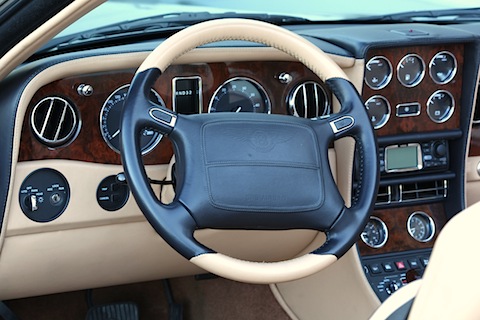 Bentley Azure von 2002 - Armaturenbrett
