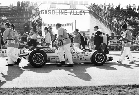 Dan Gurney im Lotus 38