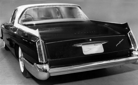Cadillac Skylight Coupé, vorgestellt am Genfer Autosalon 1958