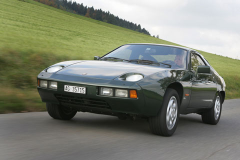 Porsche 928 von 1978 (© Daniel Reinhard)
