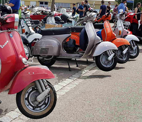 Vespa-Roller am Raduno-Classico 2018 (© Pierino Keller)