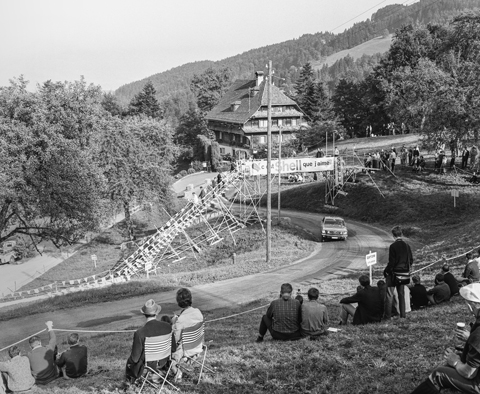 Ford Mustang am letzten Kriens-Eigenthal-Bergrennen im Jahr 1968 (© Josef Reinhard)
