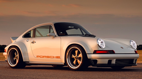 Vorderansicht des Singer DLS Porsche 911 von 2018 (© Singer Vehicle Design)
