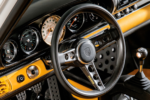 Cockpit des Singer DLS Porsche 911 von 2018 (© Singer Vehicle Design)