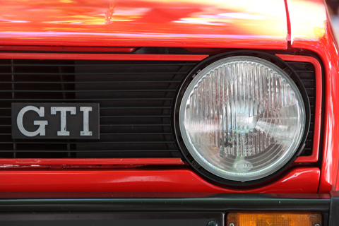 GTI-Zeichen VW Golf GTI Mk1 (© Daniel Reinhard)