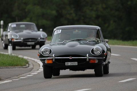 2 x Jaguar E-Type Coupé am Bergrennen Steckborn Memorial 2018
