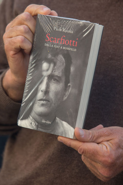 Buch über Rennfahrerlegende Scarfiotti (© Daniel Reinhard)