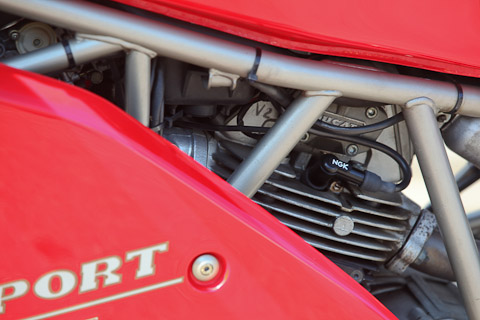 Rohrrahmen und Motor - Ducati 900 SS von 1994 (© Bruno von Rotz)