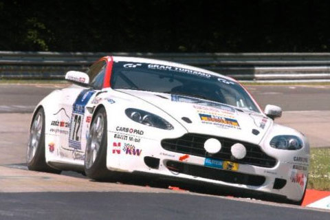 Aston Martin V8 Vantage N24 von 2007 beim 24-Stunden-Rennen auf dem Nürburgring 2008