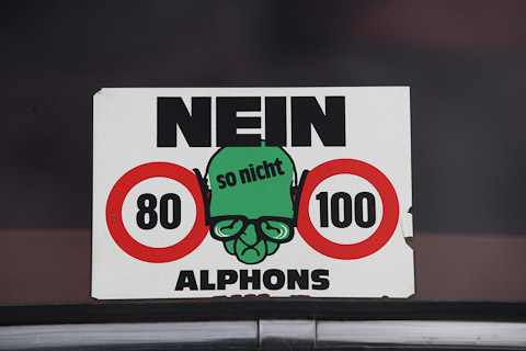 Artikelbild Resistance adhesive from back then