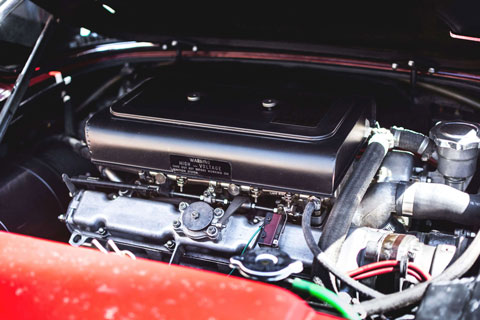 Motor des Dino 246 GTS 1972 (© Sébastien Defaux - Courtesy Artcurial)