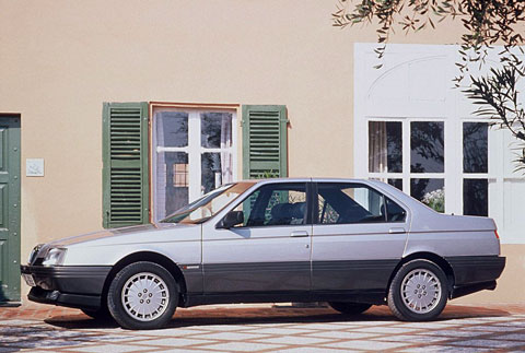 Alfa Romeo 164 (© Alfa Romeo)