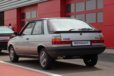 Heck des Renault 11 Turbo 1984