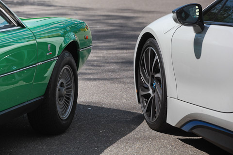 BMW i8 und Alfa Romeo Montreal (© Bruno von Rotz)