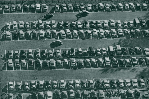 Parkplatz 1956 (© AMS)