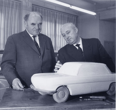 Designbesprechung Fritz Fiedler und Wilhelm Hofmeister