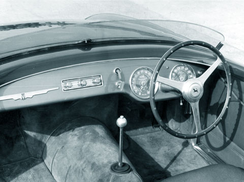 Interieur des Ferrari 212 Export Vignale von 1951 (© Automobil Revue)
