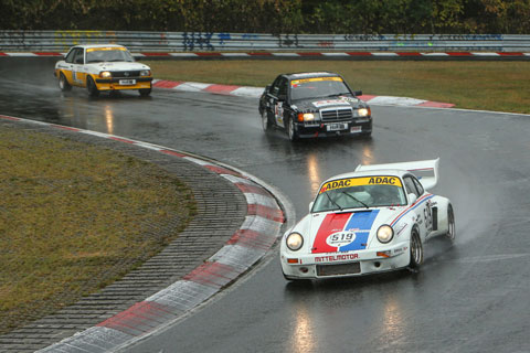 Porsche 911 vor Mercedes und Opel an der 24 h Classic Nürburgring 2020 (© Daniel Reinhard)