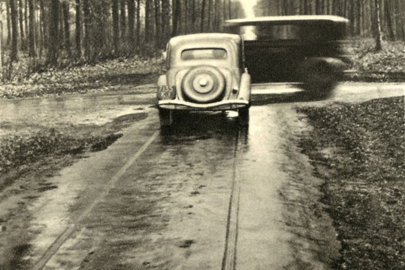 Artikelbild Driving a classic car with foresight is a duty, not an optional extra