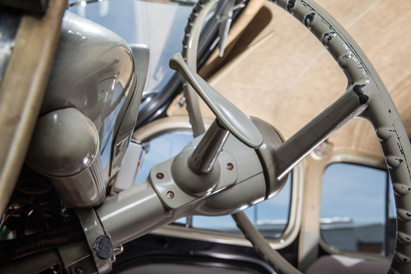 Lichtschalter am Renault 4 CV von 1957 (© Daniel Reinhard)