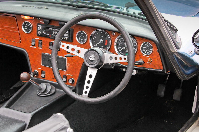 Lotus Elan Sprint DHC - Cockpit (© Bruno von Rotz)