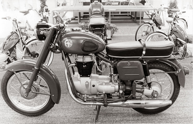 Motorräder und Mofas am Genfer Autosalon 1969 (© Zwischengas Archiv)