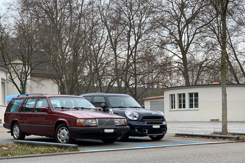 Artikelbild Stadtspaziergang und alte Autos am laufenden Band…