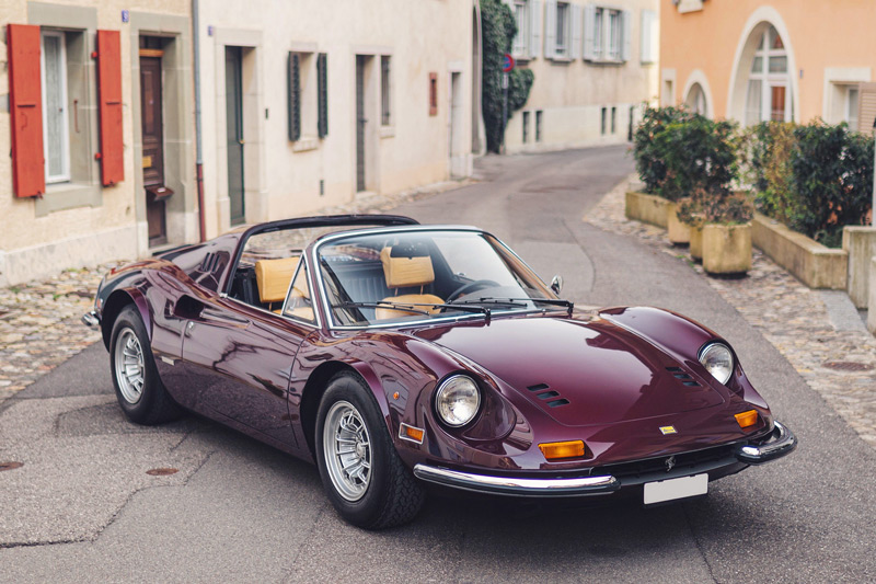 Dino 246 GTS von 1975 - angeboten von RM/Sotheby's in Monaco 2022 (© Benjamin Hodara - CourtesyRM/Sotheby's)
