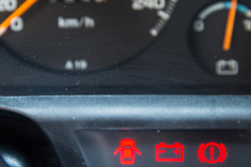 Artikelbild Assistance systems and the effects on classic/young cars