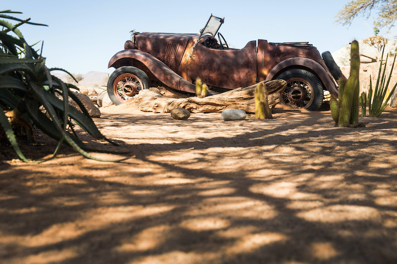 Morris Cabriolet in Namibia (© Daniel Reinhard)