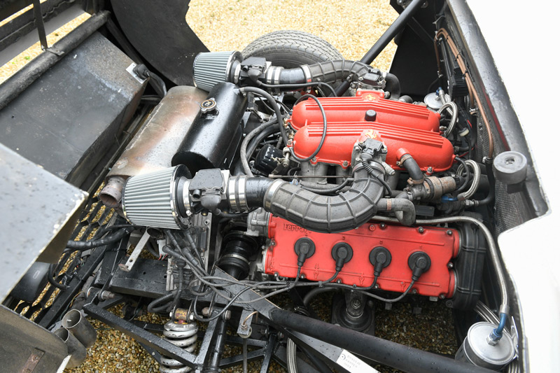 Ferrari-Motor im Heck des Miura von 1991 (© Bonhams)