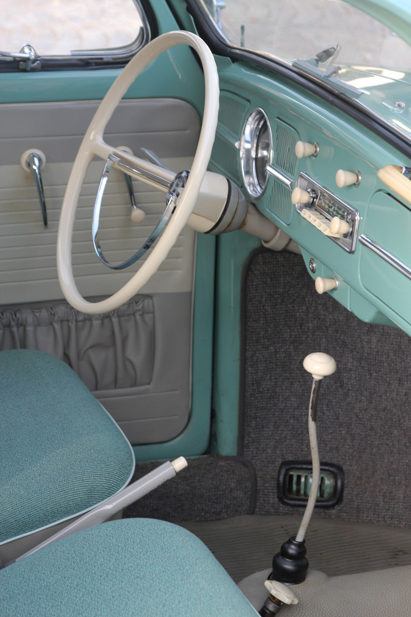 Interieur des VW 1200 von 1961 (© Bruno von Rotz)