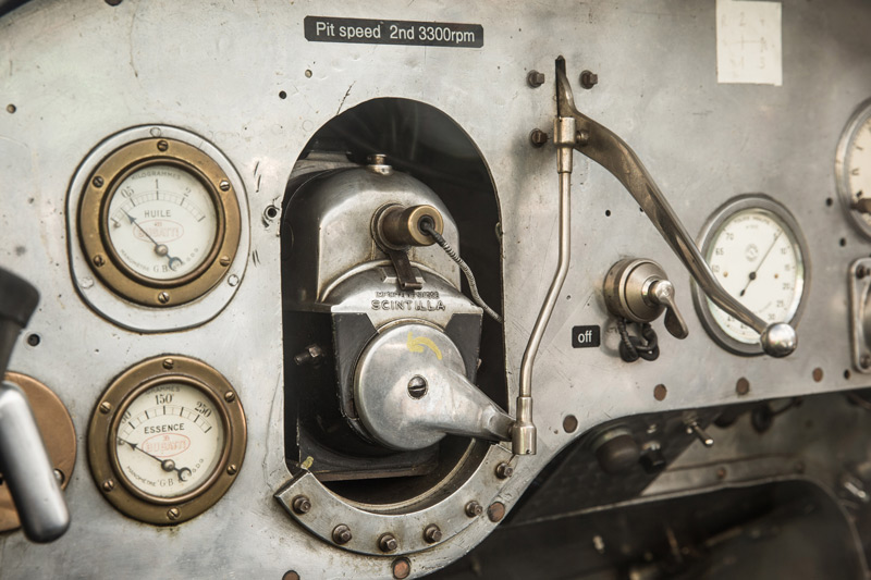 Armaturenbrett des Bugatti T35 B/C von 1929 (© Daniel Reinhard)