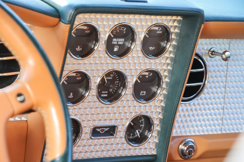 Mittelkonsole Bentley Continental T (© Bruno von Rotz)