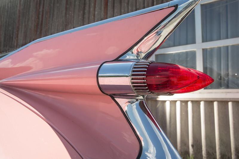 Die Rückleuchten eines 1959er Cadillac