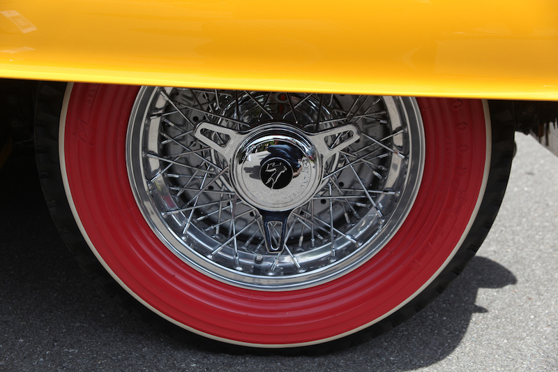 Pneus mit roter Flanke auf dem Pegaso Z-102 Cupula von 1952