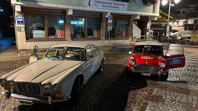 Jaguar und Mini / Moonwalk Trophy