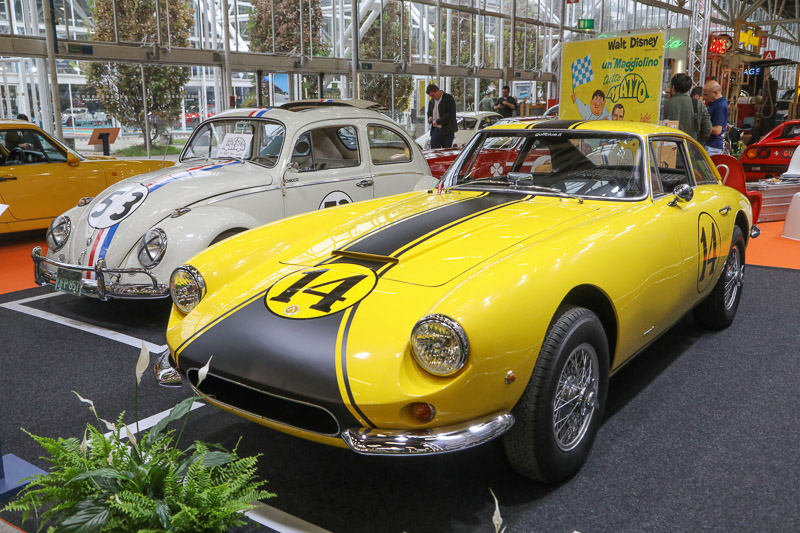 Auto e Moto d'Epoca 2023 - Herbie und der Thorndyke Special - VW Käfer und Apollo 3500 GT (© Bruno von Rotz)