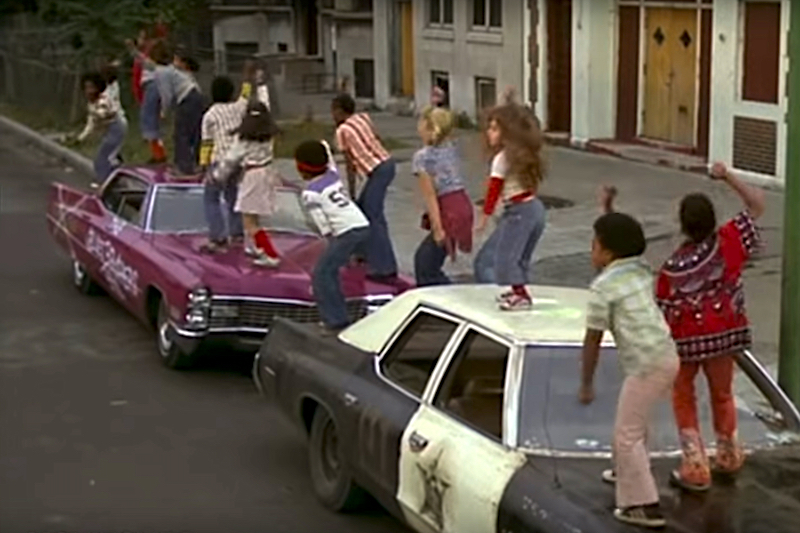 Cadillac Sedan de Ville (1967) – Szene aus dem Film "Blues Brothers" von 1980