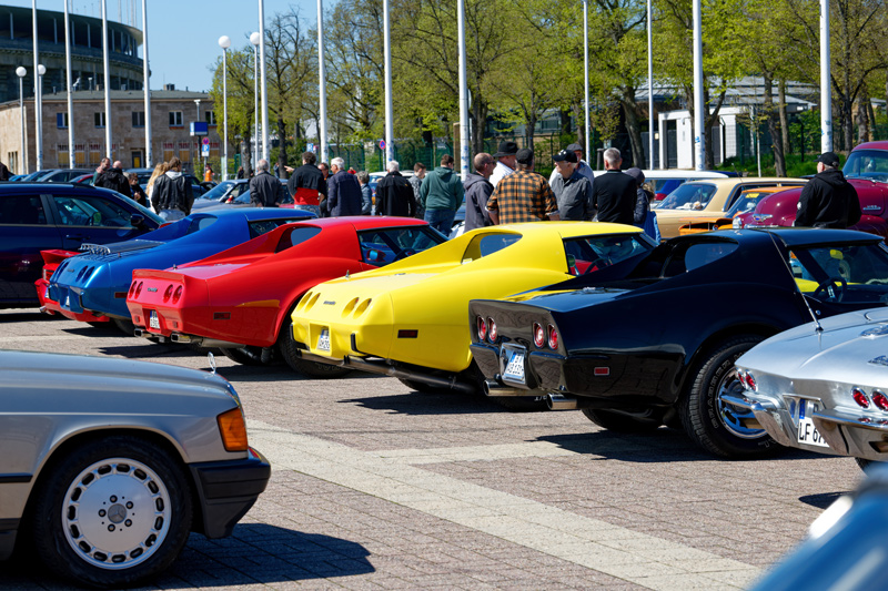 Oldtimertreffen am Olympiastadion in Berlin - Corvetten dürfen nicht fehlen (© Ralf Kruse)