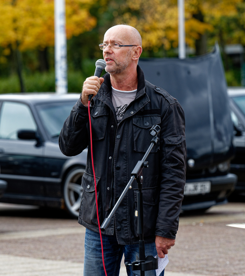 Oldtimertreffen am Olympiastadion in Berlin - Organisator Ronald Vogel (© Ralf Kruse)