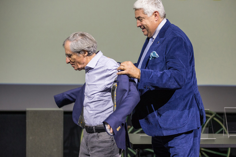 Roger Gloor erhält 2023 in Luzern dern Swiss Classic Lifetime Awad (© Daniel Reinhard)